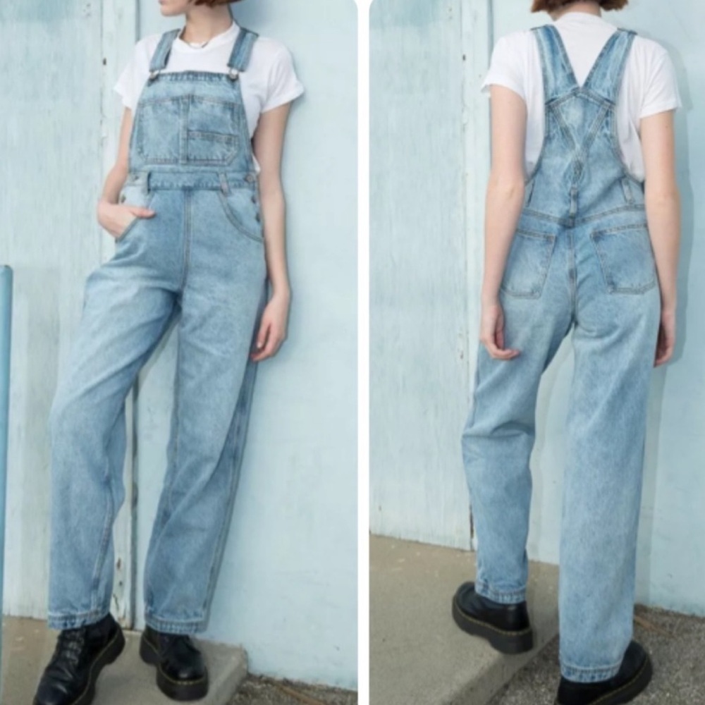 Brandy Melville John Galt Denim Overalls Size Small Hayley Light Wash Jeans